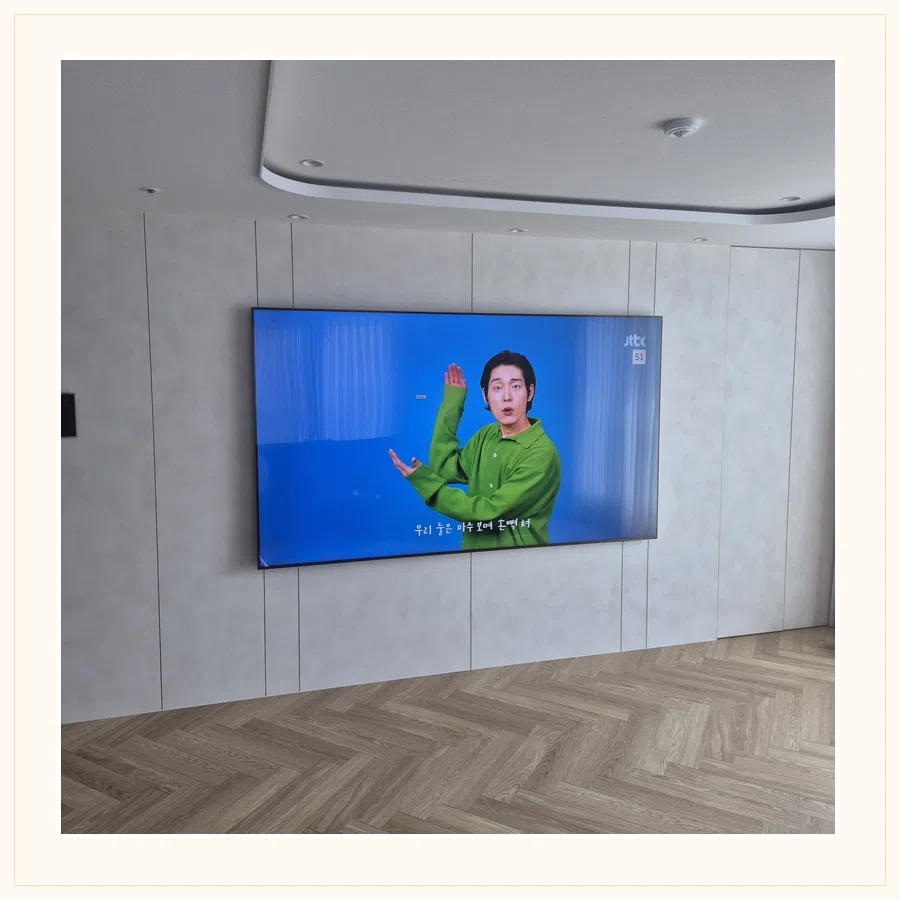 강북 벽걸이TV 설치 사진 — 브라켓 교체 기준 참고 장면