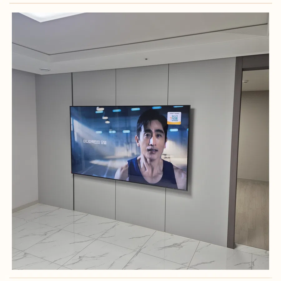 노원 벽걸이TV 설치 사진 — 석고벽 지지력 확인 참고 장면